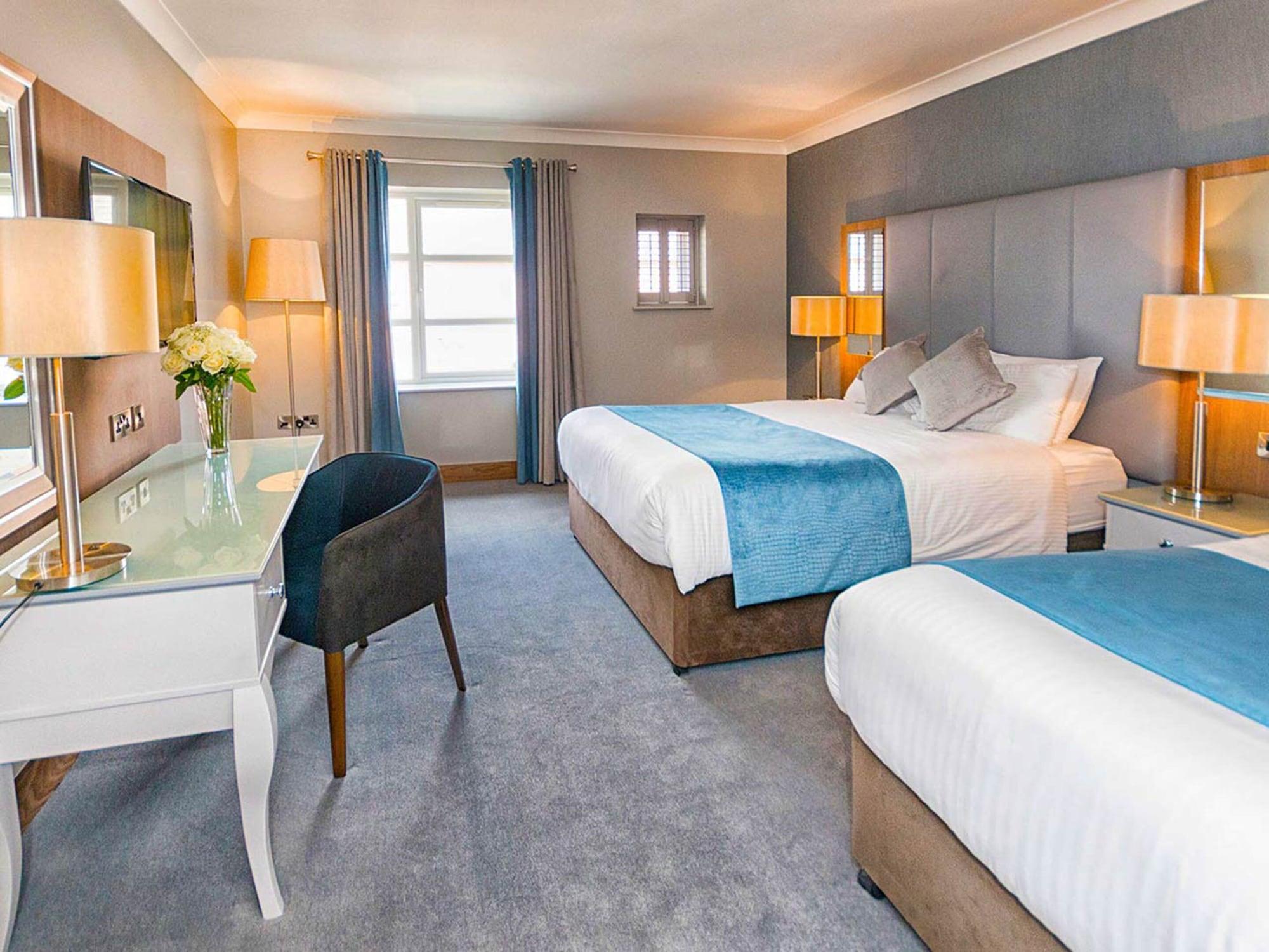 The Riverside Park Hotel エニスコーシー エクステリア 写真