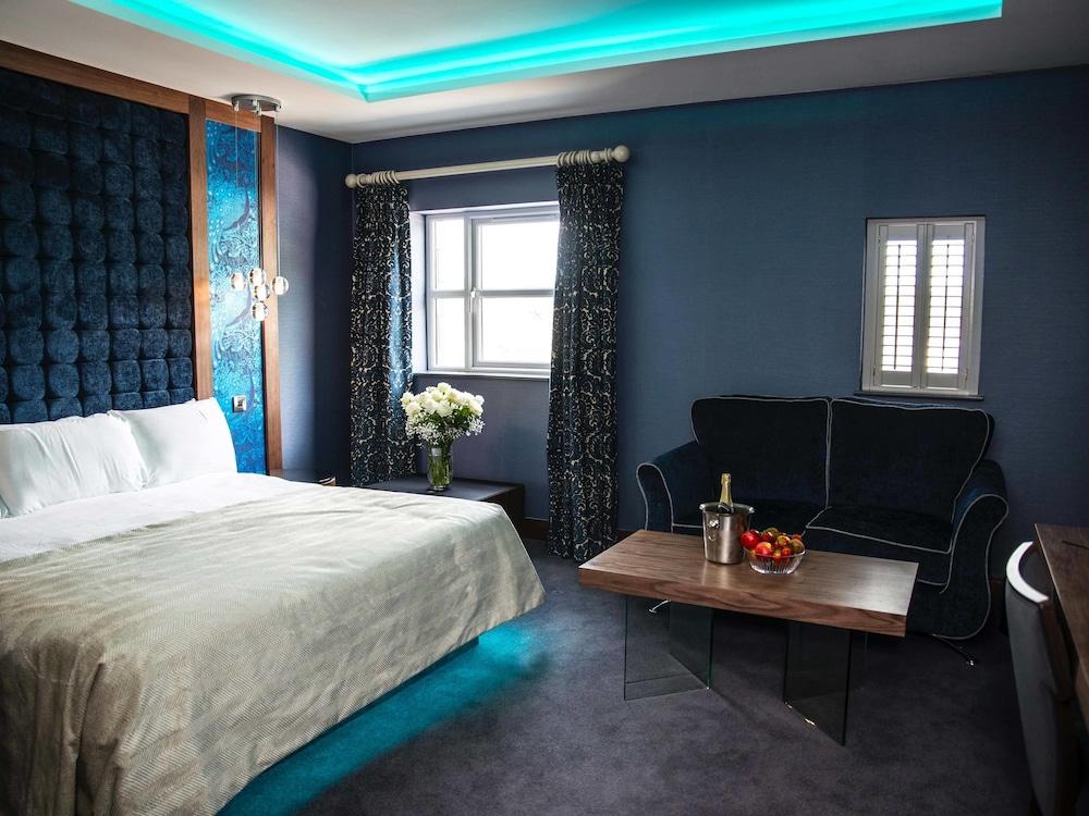 The Riverside Park Hotel エニスコーシー エクステリア 写真