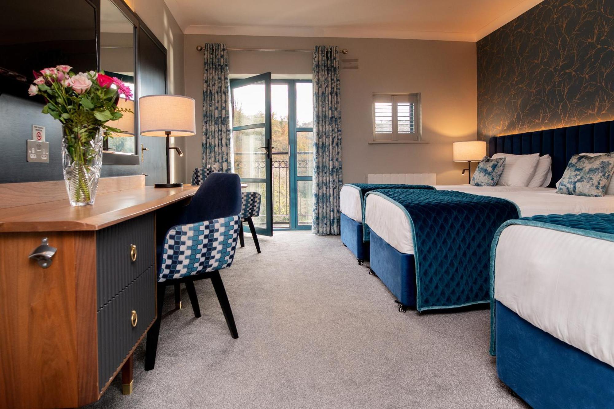 The Riverside Park Hotel エニスコーシー エクステリア 写真