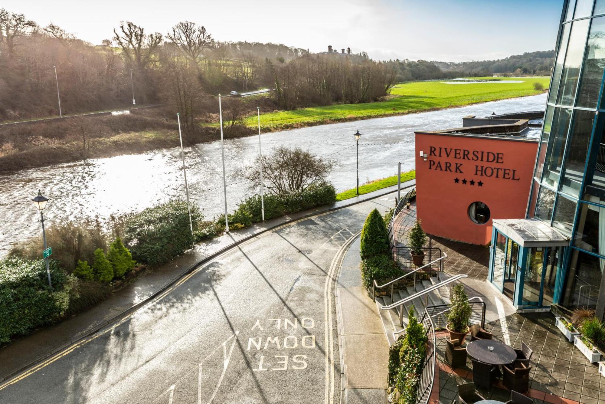 The Riverside Park Hotel エニスコーシー 部屋 写真